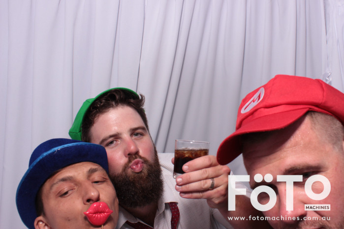 Diandra and Nick’s Wedding | View more photos from the event at gallery.fotomachines.com.au/u/FOTOMachines/Diandra-and-Nick’s-Wedding